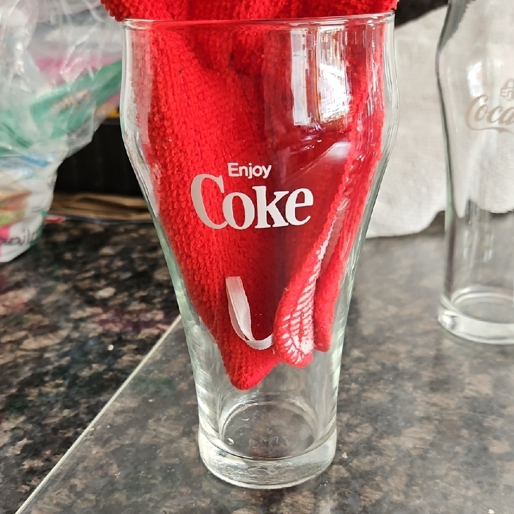 Coca Cola Transparent Glass Collection - Picture 3 of 4